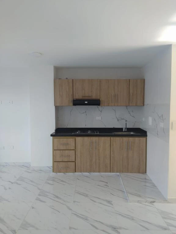 DIAGONAL 8 BIS TRANSVERSAL 17-61 UNIDAD NO. 8 APARTA-ESTUDIO 501 DUPLEX EDIFICIO LOS PINOS 