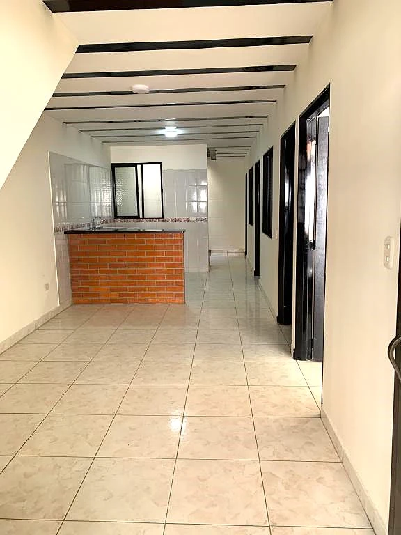 CALLE 31A NO. 14-77 APARTAMENTO PISO 1 BARRIO LOS SAUCES 