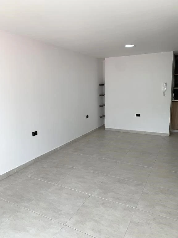 CALLE 9 NO. 10-24 APARTAMENTO 402 EDIFICIO AQUARELA BARRIO CENTRO