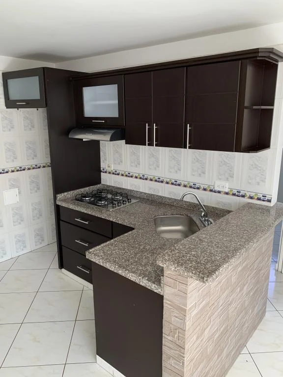 APARTAMENTO 201 EDIFICIO KAREN SOFIA BARRIO SAN JUAN DE DIOS 