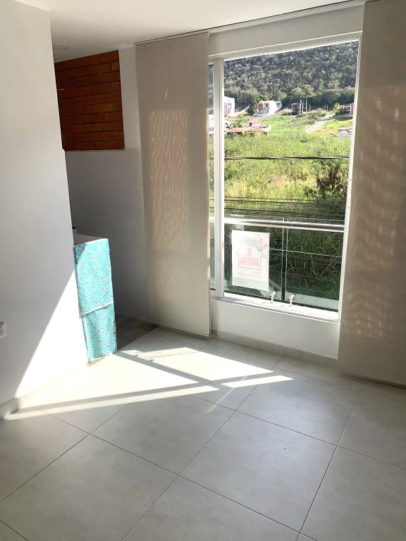 CALLE 3 NO. 11B-22 APARTAESTUDIO 202 EDIFICIO LOS TRINITARIOS BARRIO BELLA ISLA 