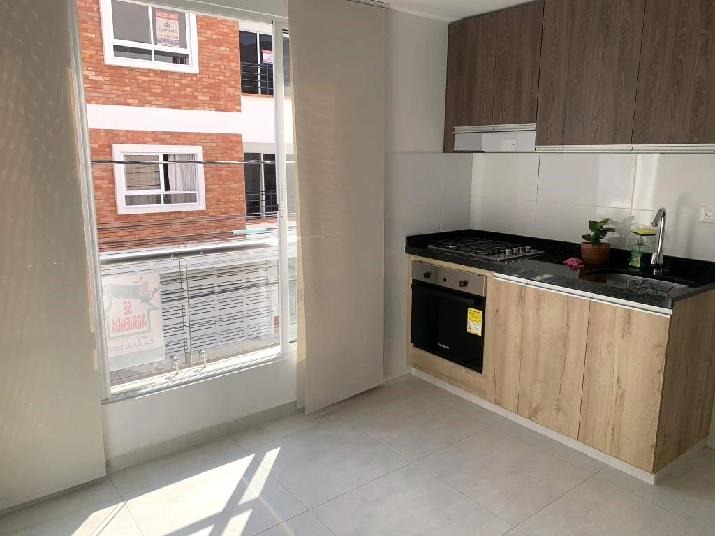 CALLE 3 NO. 11B-22 APARTAESTUDIO 202 EDIFICIO LOS TRINITARIOS BARRIO BELLA ISLA 