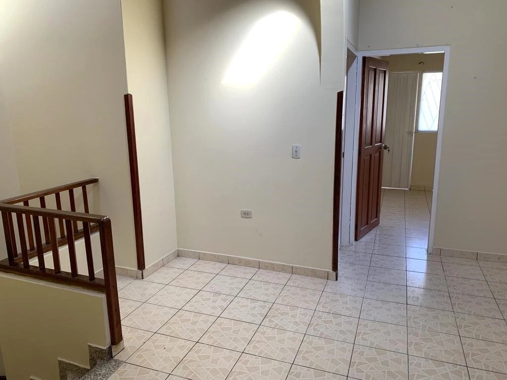 CALLE 4 NO.  6-46/48 APARTAMENTO PISO 2 BARRIO ALTAMIRA 