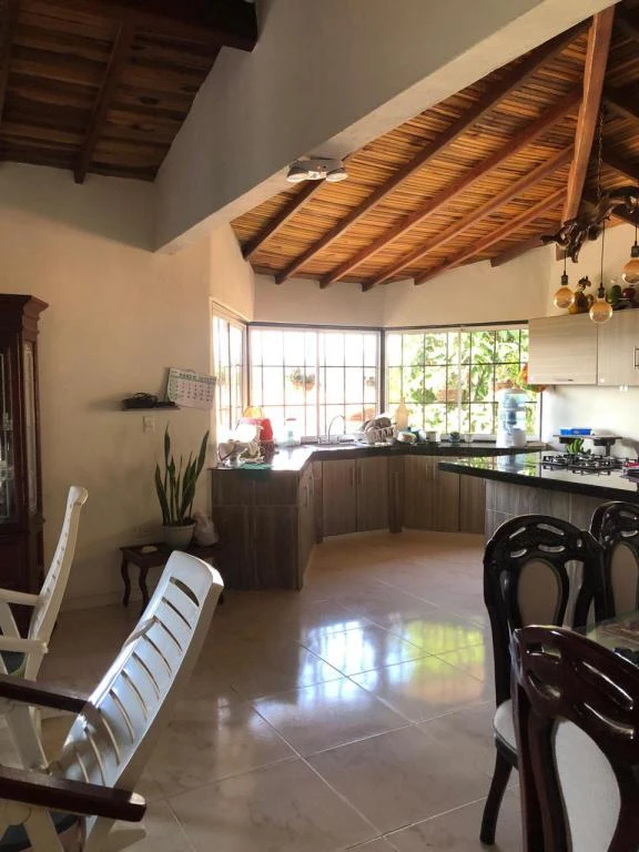 CASA CAMPESTRE VEREDA EL PALMAR-FINCA VILLA MEÑITA  MUNICIPIO CURITI 