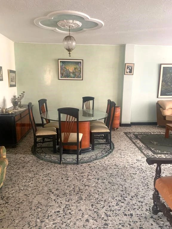 CALLE 10 NO. 8-07 APARTAMENTO 301 BARRIO CENTRO 