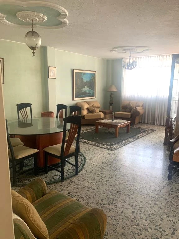 CALLE 10 NO. 8-07 APARTAMENTO 301 BARRIO CENTRO 