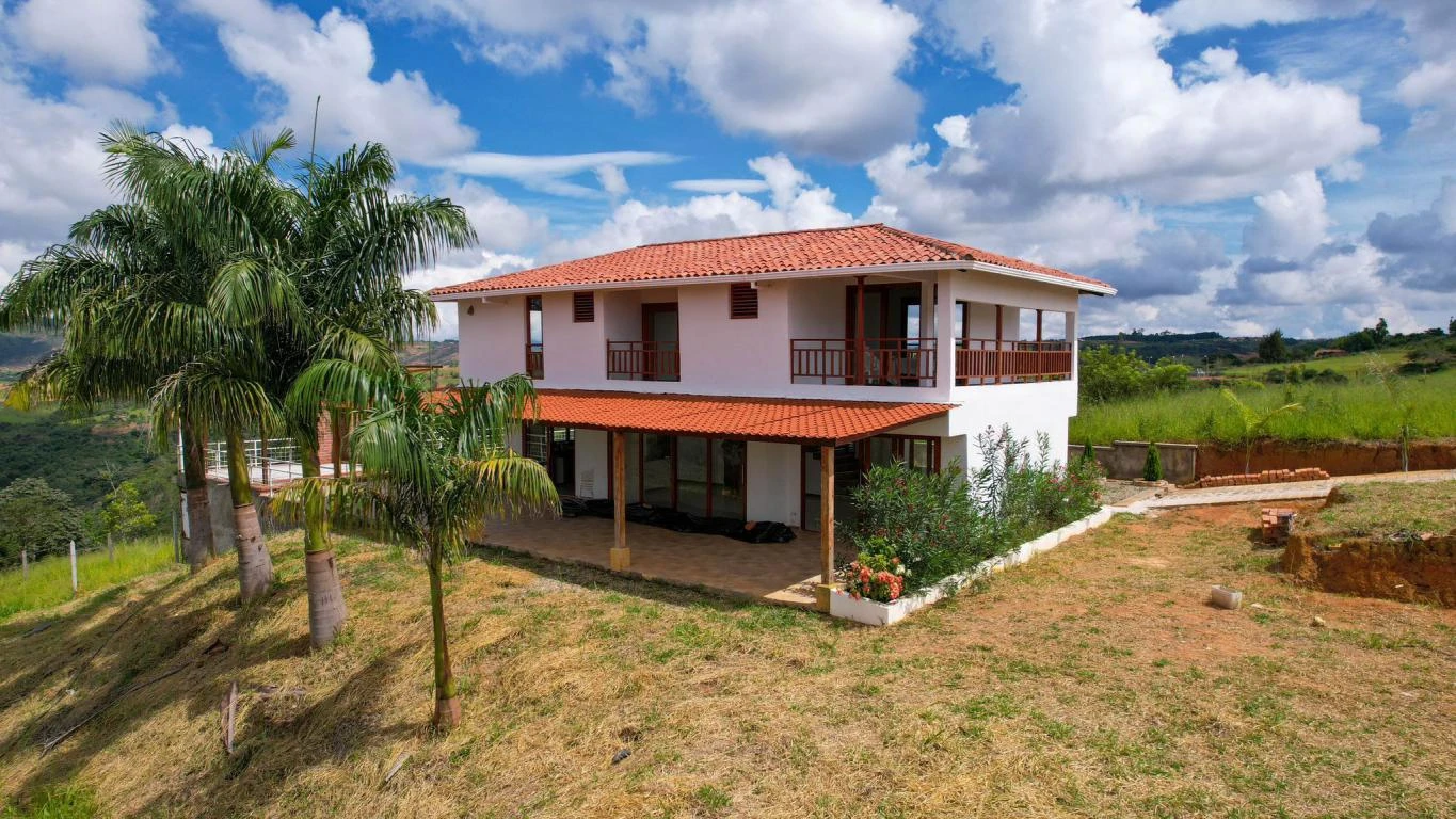 PARCELA NO. TRECE VEREDA LOS POZOS 