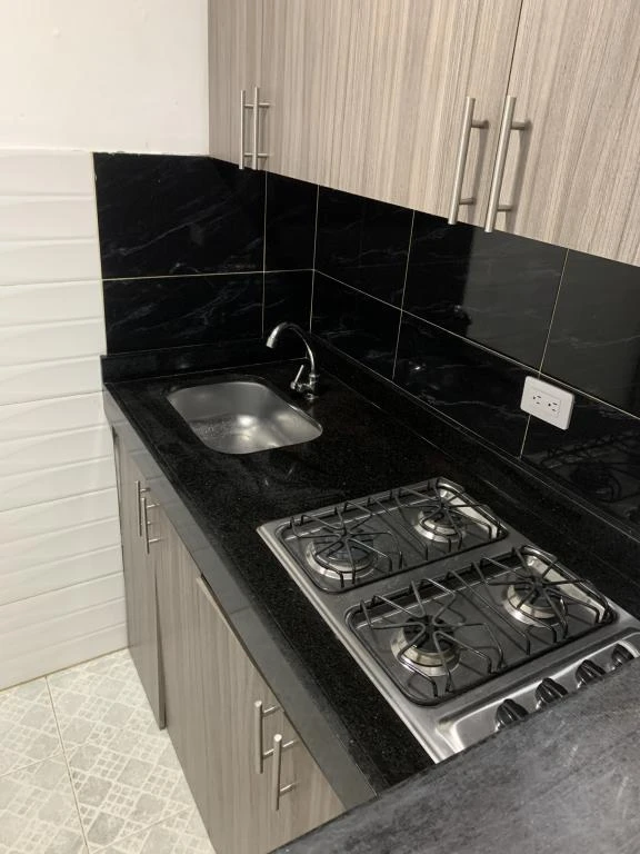 CARRERA 22 NO. 12B-18 APARTA-ESTUDIO PRIMER PISO BARRIO VILLA CAMPESTRE 