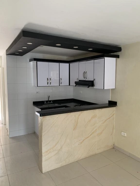 CALLE 28 NO. 5-23 PISO 1 BARRIO SIMON BOLIVAR 