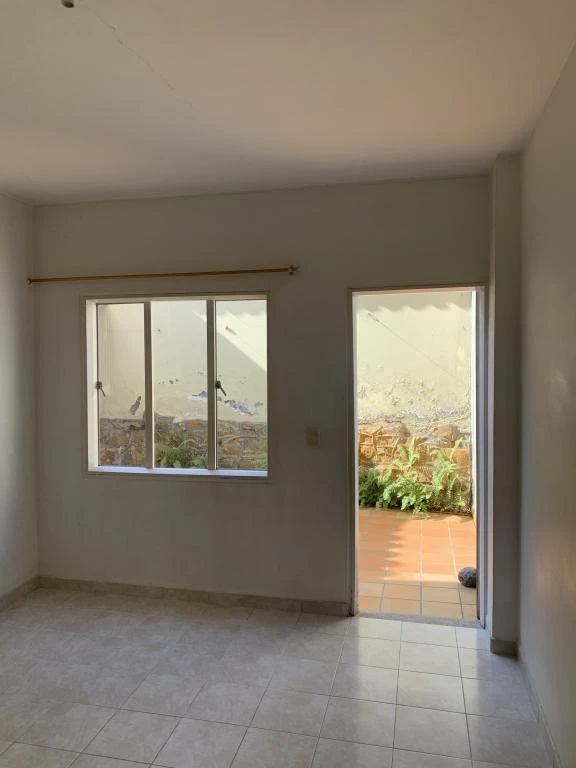 CARRERA 9 NO. 6-84 APARTAMENTO 102 BARRIO MARIA AUXILIADORA 