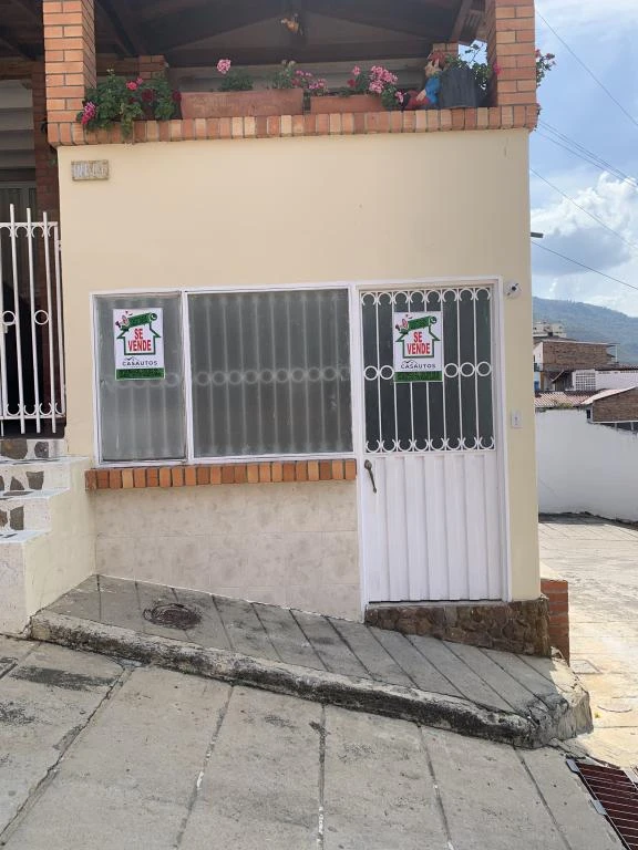 CARRERA 8 NO. 9-68 INTERIOR 1 APARTAMENTO PISO 1 CONJUNTO VILLA DEL FONCE BARRIO CENTRO