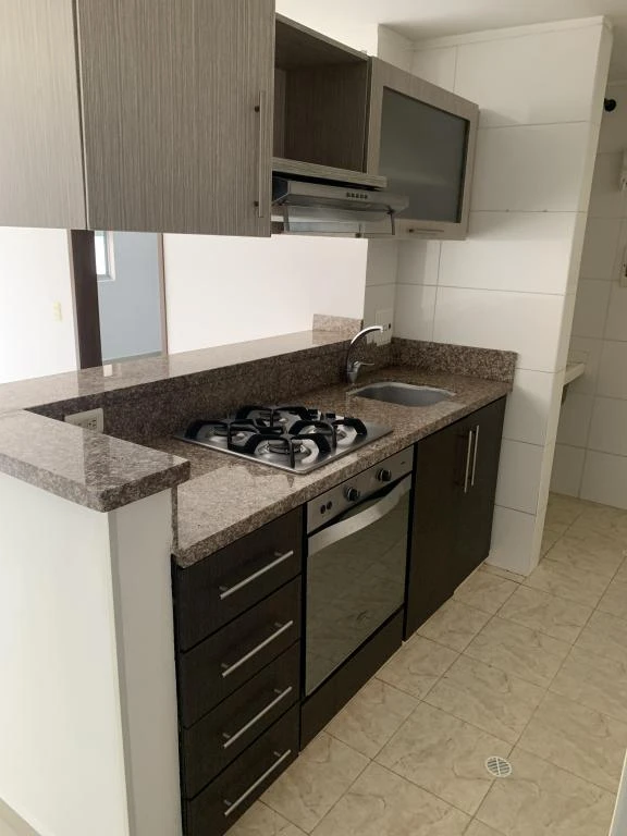 CARRERA 5 NO. 10-49 APARTA-ESTUDIO 201 TORRE F CONJUNTO ALTO DEL FONCE