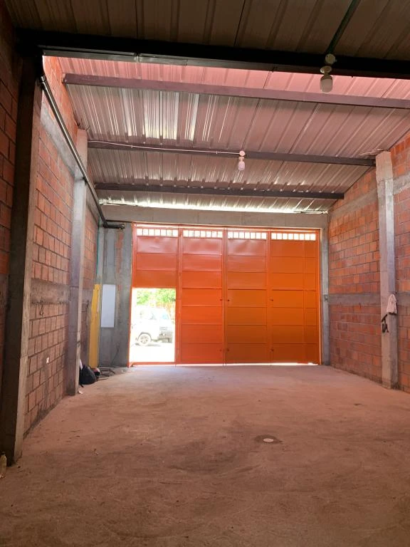 LOTE  NO. 37 TIERRERO LA FERIA