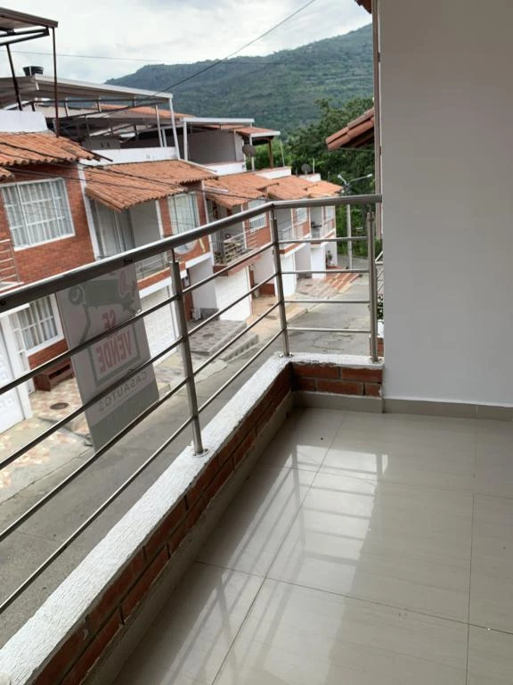 CASA NO. 29 BARRIO BELLA VISTA 
