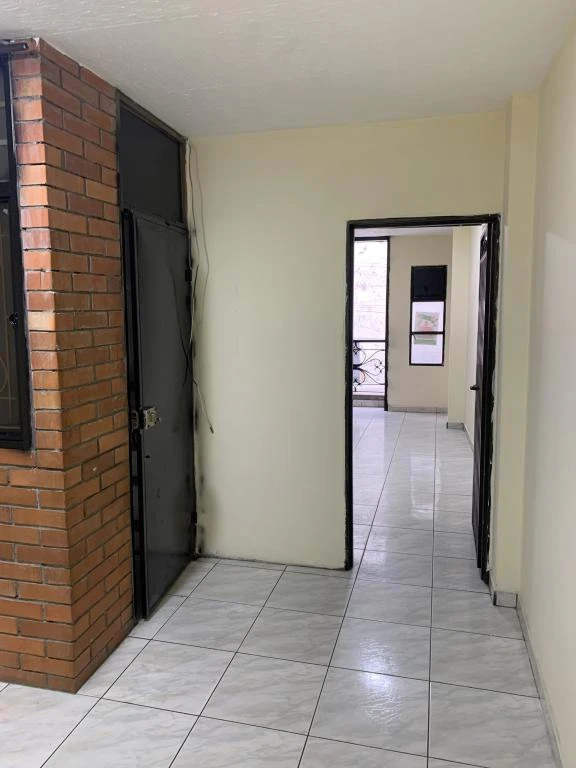 APARTA-ESTUDIO PISO 2 CARRERA 11 NO. 11-65 BARRIO CENTRO 