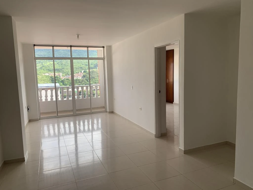 CARRERA 6 NO. 9A-40 APARTAMENTO PISO 3 BARRIO SAN JUAN DE DIOS 