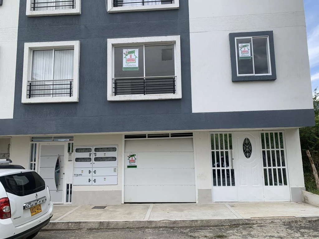 CARRERA 11 NO. 2-20 APARTAMENTO 203 EDIFICIO ATLANTIS BARRIO BELLA ISLA 