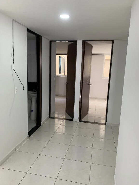 CALLE 23 NO. 17B-07 APARTAMENTO 202 EDIFICIO MIRADORES DE BETANIA BARRIO BETANIA 