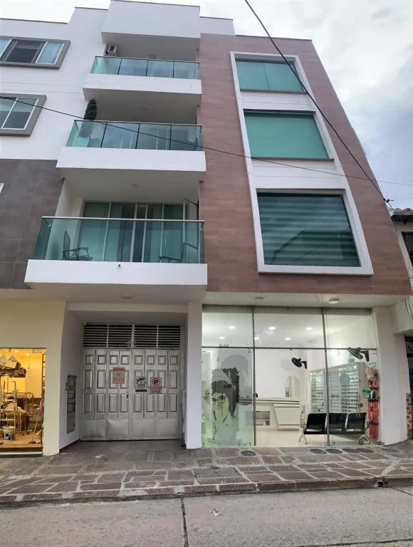 CALLE 10 NO. 9-48 APARTAMENTO 302 EDIFICIO ALICIA B. CENTRO
