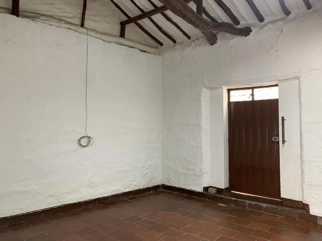 CARRERA 9 NO. 7-25 CASA BARRIO MARIA AUXILIADORA
