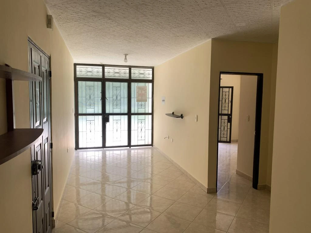 CALLE 1 SUR NO. 12-71 APTO 201 EDIFICIO CORZO ZAMBRANO BARRIO LA FLORESTA