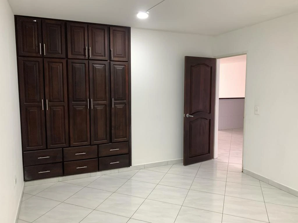 CALLE 23 NO. 4A- 46 APARTAMENTO PISO 1 BARRIO VILLAS DEL FONCE
