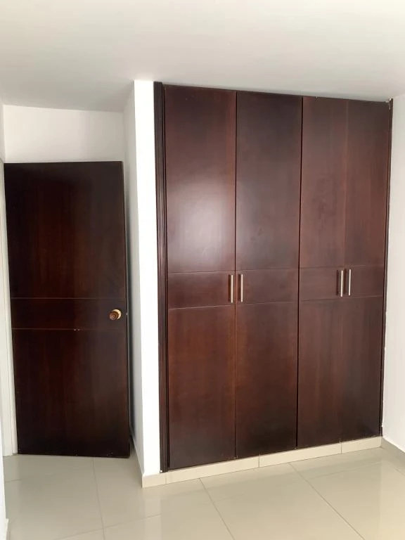 APARTAMENTO 402 EDIFICIO SILVIA CRISTINA BARRIO SAN CARLOS