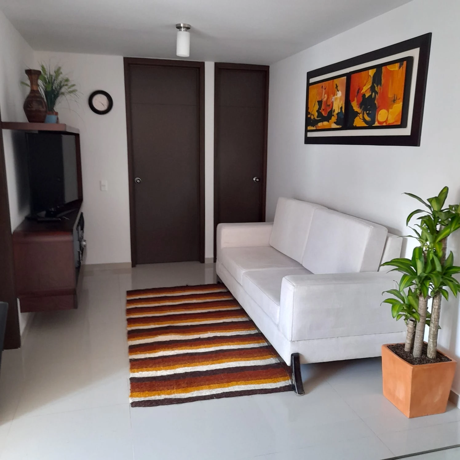 CARRERA 5 NO. 10-49 APARTMENTO 402 TORRE G CONJUNTO ALTOS DEL FONCE