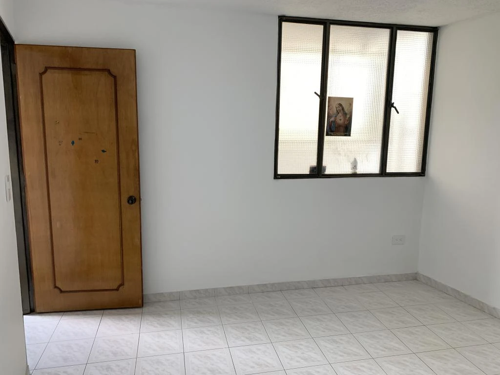 CARRERA 4 NO. 13-31 APARTAMENTO PRIMER PISO BARRIO SAN CARLOS