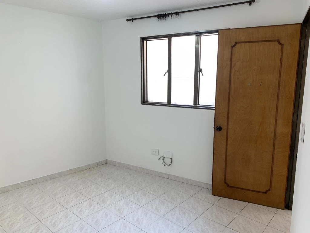CARRERA 4 NO. 13-31 APARTAMENTO PRIMER PISO BARRIO SAN CARLOS