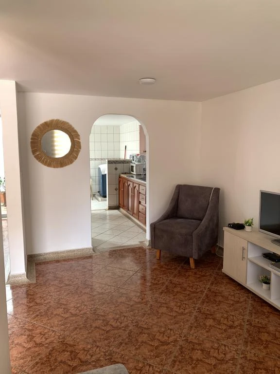 CASA NO. 15 MANZ F BARRIO PORTAL DEL CONDE 
