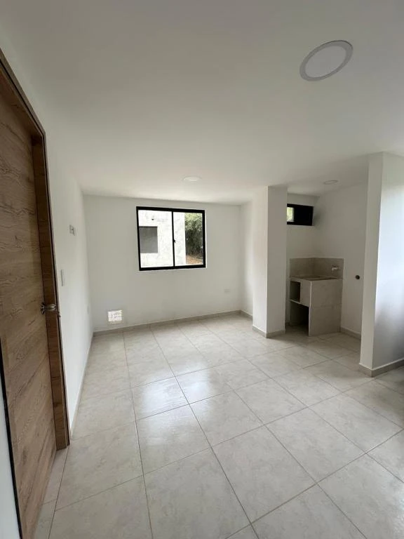 APARTA- ESTUDIO PISO 2 EDIFICIO JOB BARRIO PLAYA REAL 2 