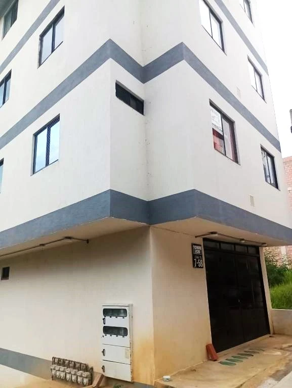 APARTA- ESTUDIO PISO 2 EDIFICIO JOB BARRIO PLAYA REAL 2 