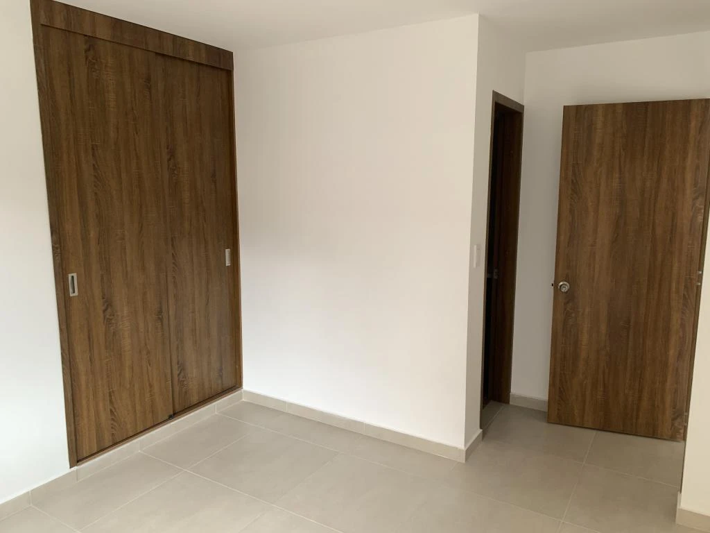CARRERA 9 NO. 18-11 APARTAMENTO 201 EDIFICIO MONACO BARRIO EL VERGEL