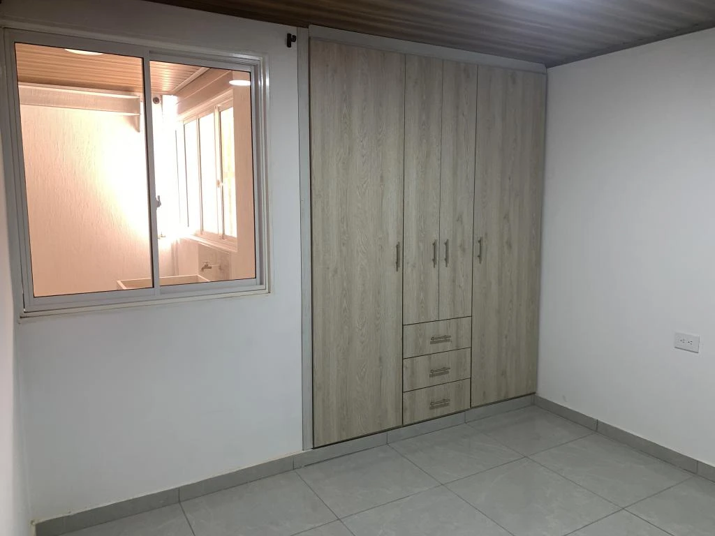 CALLE 23 NO. 4A-48 APARTAMENTO 302 BARRIO VILLAS DEL FONCE