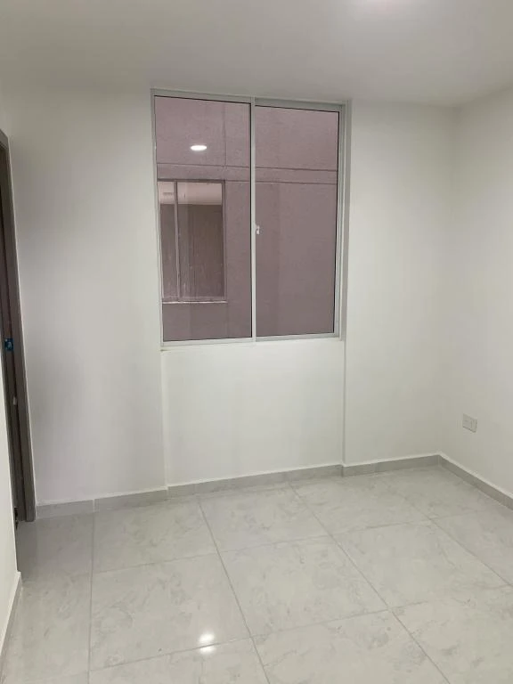 CALLE 35 NO. 14-05 APARTAMENTO 803 TORRE 2 CONJ. MIRADORES DEL SAN GIL PLAZA BARRIO LA ISLA 