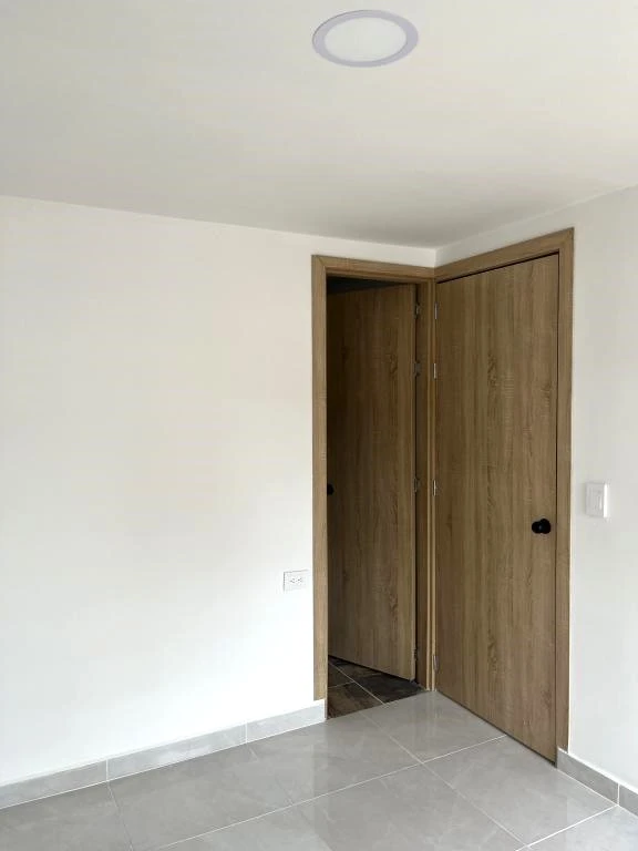 CALLE 5 NO. 12-27 EDIFICIO TORRE FENIX 2 APARTAMENTO 201 BARRIO TORRES DEL CASTILLO