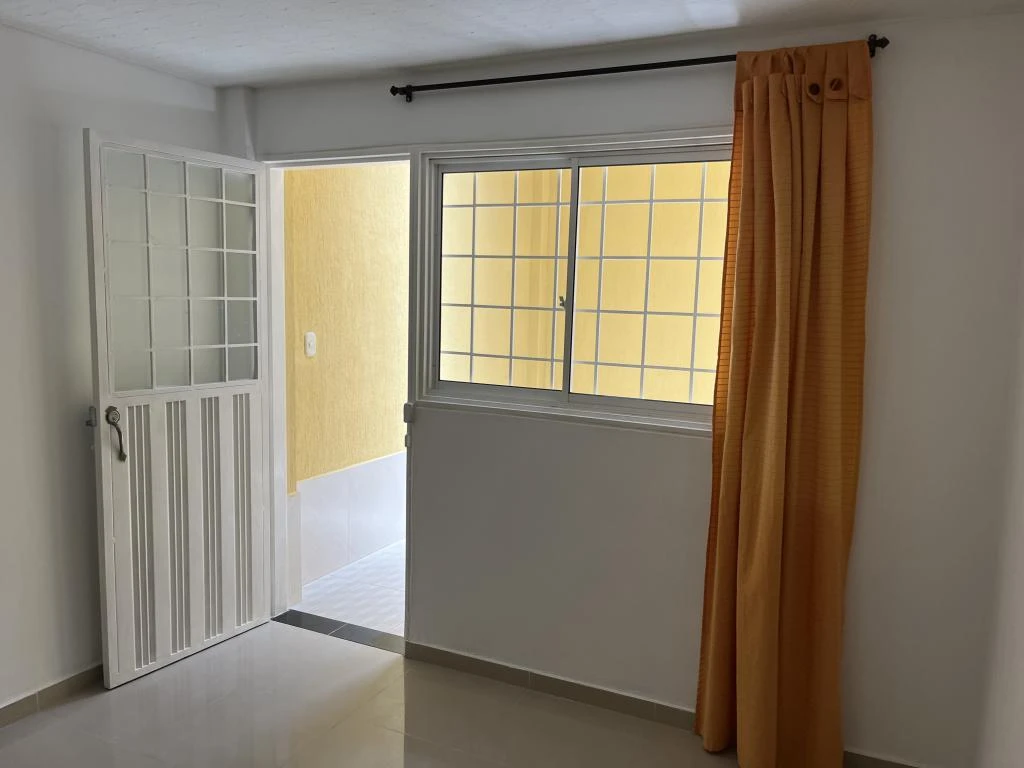 CALLE 2D NO. 12B- 21 APARTA-ESTUDIO 101 BARRIO BELLA ISLA